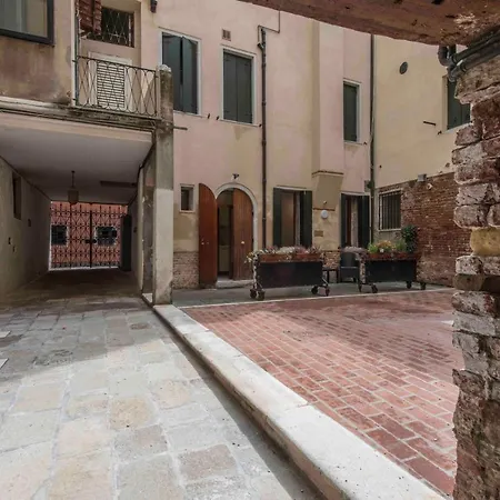 Corte Sconta Ca'Maurizio Venice Exterior photo